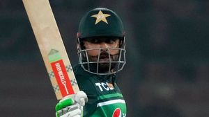 వారి వల్లే ఈ విజయం.. ఇదే జోరులో భారత్‌ను ఓడిస్తాం: బాబర్ ఆజామ్