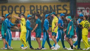 IND vs AUS మూడో వన్డే.. టీమిండియా సబ్‌స్టిట్యూట్ ఫీల్డర్లుగా లోకల్ ప్లేయర్లు! ఎందుకంటే..?