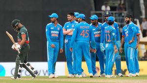 INDvsBAN: ఇంత చెత్త ఫీల్డింగ్ ఎక్కడా చూడలేదు.. టీమిండియాపై మండిపడ్డ మాజీ దిగ్గజం