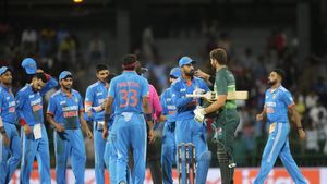 India vs Pakistan: చెప్పండ్రా అబ్బాయిలు.. ఓడిపోతామని ఎవరికి భయం?.. పాక్ ఓటమిపైపేలుతున్న మీమ్స్!