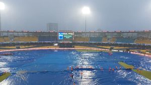 India vs Pakistan: వరుణుడు కూడా ఆగలేకపోయాడు.. కుంభవృష్టి ఆగకపోతే ఏం చేస్తారంటే?