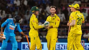 INDvsAUS: రీఎంట్రీలో మ్యాక్సీ మాయ.. తేలిపోయిన మిడిలార్డర్.. ఆసీస్ చేతిలో భారత్ చిత్తు!