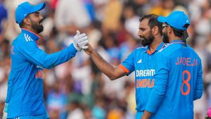 IND vs AUS: రఫ్ఫాడించిన షమీ.. భారత్ ముందు ఈజీ టార్గెట్