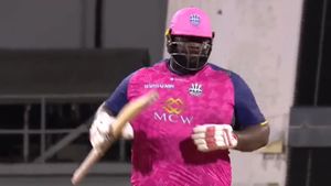 CPL 2023: భారీ కాయుడి బాహుబలి సెంచరీ.. ఇది కదా ఊచకోత అంటే..!