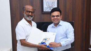 గోల్డెన్ టికెట్ ఇచ్చిన బీసీసీఐకి ధన్యవాదాలు: రజినీకాంత్