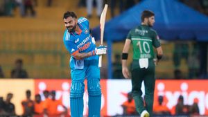 IND vs PAK: సెంచరీతో చరిత్ర సృష్టించిన విరాట్ కోహ్లీ!