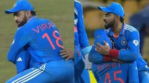 IND vs SL: రోహిత్ శర్మను హత్తుకున్న కోహ్లీ.. ఫ్యాన్స్ ఫిదా!