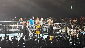 తొలి మ్యాచ్‌లోనే హైడ్రామా.. టీమిండియా జెర్సీలో డబ్ల్యూడబ్ల్యూఈ స్టార్!