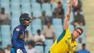 SL vs AUS: శ్రీలంకను ఆడుకున్న ఆడమ్ జంపా.. ఆసీస్ ముందు ఈజీ టార్గెట్