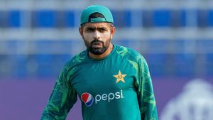 Babar Azam: బాబర్ వాట్సాప్ చాట్ లీక్ చేసిన పీసీబీ చీఫ్!.. మరీ ఇంత దారుణంగా చేస్తున్నారేంట్రా?