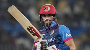 PAKvsAFG: లైవ్‌లో పాక్ పరువు తీసిన ఆఫ్ఘన్ స్టార్.. ఆ మాట చెప్పడంతో అంతా పాకిస్తానీలు షాక్!