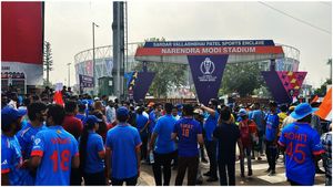 World Cup 2023, IND vs PAK: నరేంద్ర మోదీ స్టేడియం వద్ద అనూహ్య దృశ్యాలు..!!