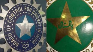 INDvsPAK: బీసీసీఐపై పాకిస్తాన్ గుస్సా.. ఐసీసీకి కంప్లైంట్ చేసే ప్లాన్‌లో పీసీబీ!