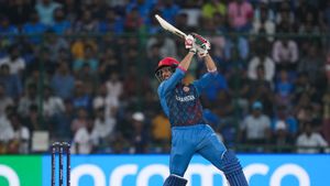 AFG vs ENG: చెలరేగిన రెహ్మానుల్లా.. ఇంగ్లండ్ ముందు పోరాడే లక్ష్యం!