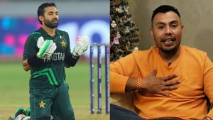 CWC 2023:మైదానంలో ప్రార్థ‌న‌లేంటీ:రిజ్వాన్ పై మాజీ క్రికెటర్ సీరియస్