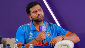 Rohit Sharma: వామప్ మ్యాచ్‌లు రద్దు అయినందుకు సంతోషంగా ఉన్నాం