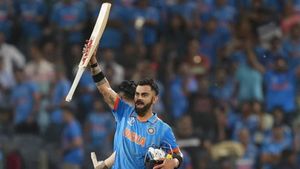 INDvsBAN: కోహ్లీ సెంచరీ వెనుక.. అతిపెద్ద సహాయం చేసింది రాహుల్ కాదు.. అతనే!