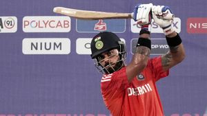 Virat Kohli: అతన్ని ఎదుర్కోవడం పెద్ద టాస్కే.. కానీ ఏం చేయాలో నాకు తెలుసు: విరాట్ కోహ్లీ