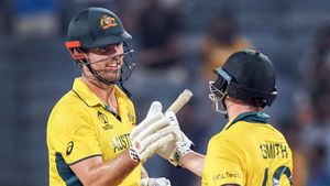 AUS vs BAN: డేంజరస్‌గా ఆస్ట్రేలియా.. భారీ స్కోర్ చేసినా బంగ్లాదేశ్‌కు దక్కని విజయం!