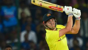 Royal Challengers Bangalore: మిమ్మల్ని కలవడానికి ఎదురు చూస్తున్నా.. ఆర్సీబీ ఫ్యాన్స్‌కు గ్రీన్ మెసేజ్!