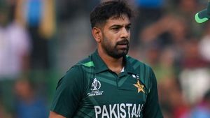 NZvsPAK: చెత్త రికార్డు మూటగట్టుకున్న పాక్ పేసర్.. దుమ్ము దులిపేస్తున్న ఫ్యాన్స్!