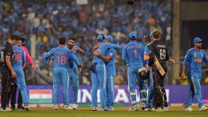 World Cup 2023: మ్యాచ్ ఈ ఇద్దరి మధ్యనే.. వాళ్లను ఆకాశానికి ఎత్తేస్తున్న ఫ్యాన్స్!