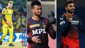 IPL 2024 Auction: ఫ్రాంచైజీలు వదులుకున్న ఆటగాళ్ల పూర్తి జాబితా ఇదే!