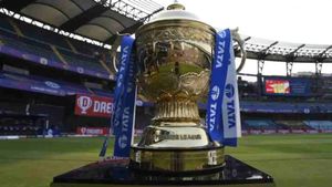 IPL 2024: ఈ ట్రేడింగులన్నీ.. ఫైనల్‌లో ఆ రైతును ఢీకొట్టడానికేగా?
