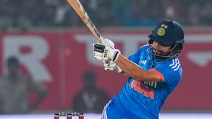 IND vs AUS: రింకూ సింగ్ విధ్వంసం.. ఓడిపోయే మ్యాచ్‌లో గెలిచిన భారత్!