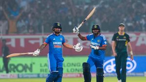 INDvsAUS: తొలి టీ20లో ఈ ముగ్గురూ సూపర్ హిట్.. లేదంటే టీమిండియా ఓడిపోయేదే!