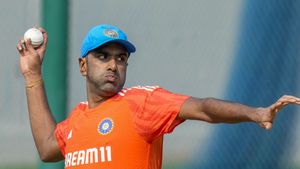Ravichandran Ashwin: వరల్డ్ కప్‌లో ఛాన్స్‌లు ఇవ్వని రోహిత్.. తొలిసారి పెదవి విప్పిన అశ్విన్!