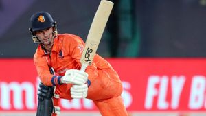 World Cup 2023: ఇది మర్చిపోయి.. టీమిండియాపై రాణిస్తాం: స్కాట్ ఎడ్వర్డ్స్