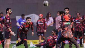 Sunrisers Hyderabad: అతన్ని వదులుకోవడం.. సన్‌రైజర్స్‌కు దెబ్బ కొట్టడం ఖాయం!