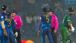 World Cup 2023: కనీసం షేక్ హ్యాండ్స్ ఇచ్చుకోని ప్లేయర్లు.. ఈ వేడి చల్లారేదెప్పుడు?