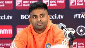 INDvsAUS: రోహిత్ సూపరో సూపర్.. తననే ఫాలో అవుతా అంటున్న సూరీడు!