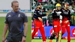 మాది చెత్త నిర్ణయం కాదు.. ఇక వికెట్ల వేట, భారీ స్కోర్లే : RCB కోచ్