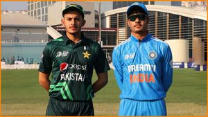పాకిస్థాన్‌తో మ్యాచ్.. తడబడిన భారత్!