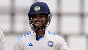 ఇషాన్ కిషన్‌కు మెంటల్ టెన్షన్.. క్రికెట్ కెరీర్‌పై కీలక నిర్ణయం!