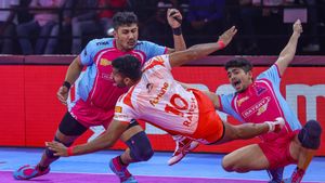 Pro Kabaddi League: ఉత్కంఠ మ్యాచ్‌ల్లో జైపుర్, బెంగళూరు విజయం