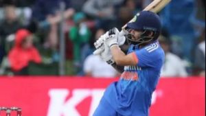 IND vs SA: రింకూ సింగ్, సూర్య విధ్వంసం.. సౌతాఫ్రికా ముందు భారీ లక్ష్యం!