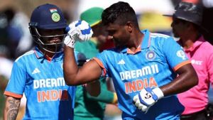 IND vs SA: ‘డియర్ సెలెక్టర్స్.. ఇది నా కండ బలం’- సంజూ శాంసన్ సెంచరీ సెలెబ్రేషన్స్! (వీడియో)