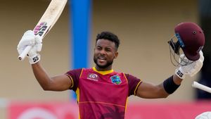 MS Dhoni: ధోనీ చెప్పిన ఆ ఒక్క మాటతోనే ఇంగ్లాండ్‌పై గెలిచాం - షై హోప్‌