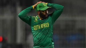 పందిలా ఉన్నాడు.. ఎలా ఆడిస్తున్నారు? సౌతాఫ్రికా కెప్టెన్‌పై మాజీ క్రికెటర్ ఫైర్!