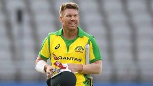 వార్నర్‌‌కు బిగ్ షాక్.. తిరిగి ఇచ్చేయని వేడుకుంటూ ఎమోషనల్ వీడియో