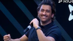 ధోనీని మోసం చేసిన బిజినెస్ పార్ట్‌నర్స్.. రూ. 15 కోట్లు నష్టం!