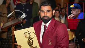 BCCI Awards: షమికి అవార్డు.. రవిశాస్త్రి భావోద్వేగం! (Video)