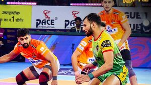 Pro Kabaddi League: హోరాహోరీ పోరు.. పాట్నా-పుణెరి మ్యాచ్ ‘టై’