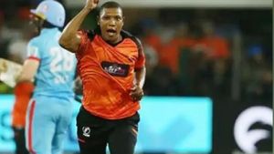 నరాలు తెగే ఉత్కంఠ పోరులో సన్‌రైజర్స్ ఓటమి (Video)