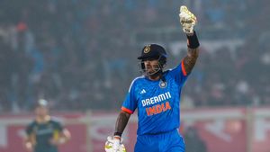 Nasser Hussain: T20ల్లోనే సూర్యకుమార్ పులి.. కానీ వన్డేల్లో పిల్లి!