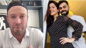 అందుకే కోహ్లీ ఆడటం లేదు: ఏబీ డివిలియర్స్